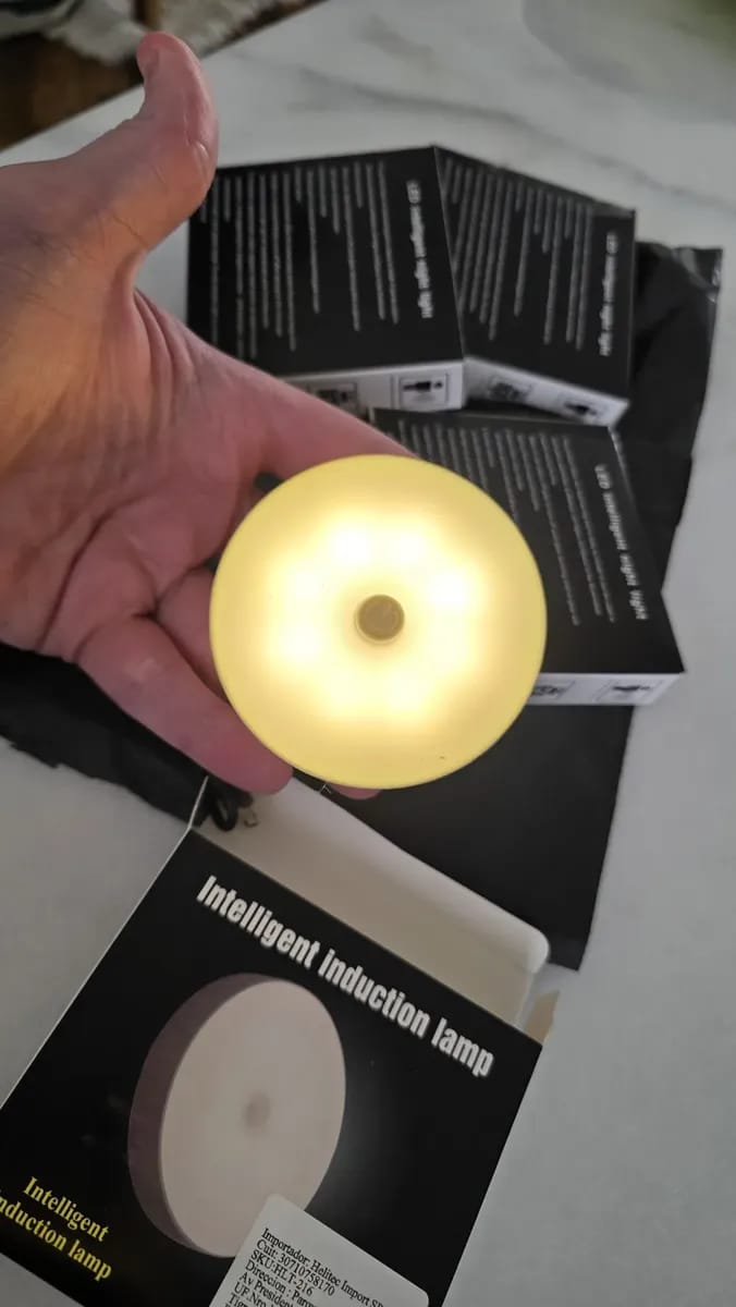 Customer photo review of 🏠Luz Led Con Sensor De Movimiento (Cálido)💡PACK X2 UNIDADES