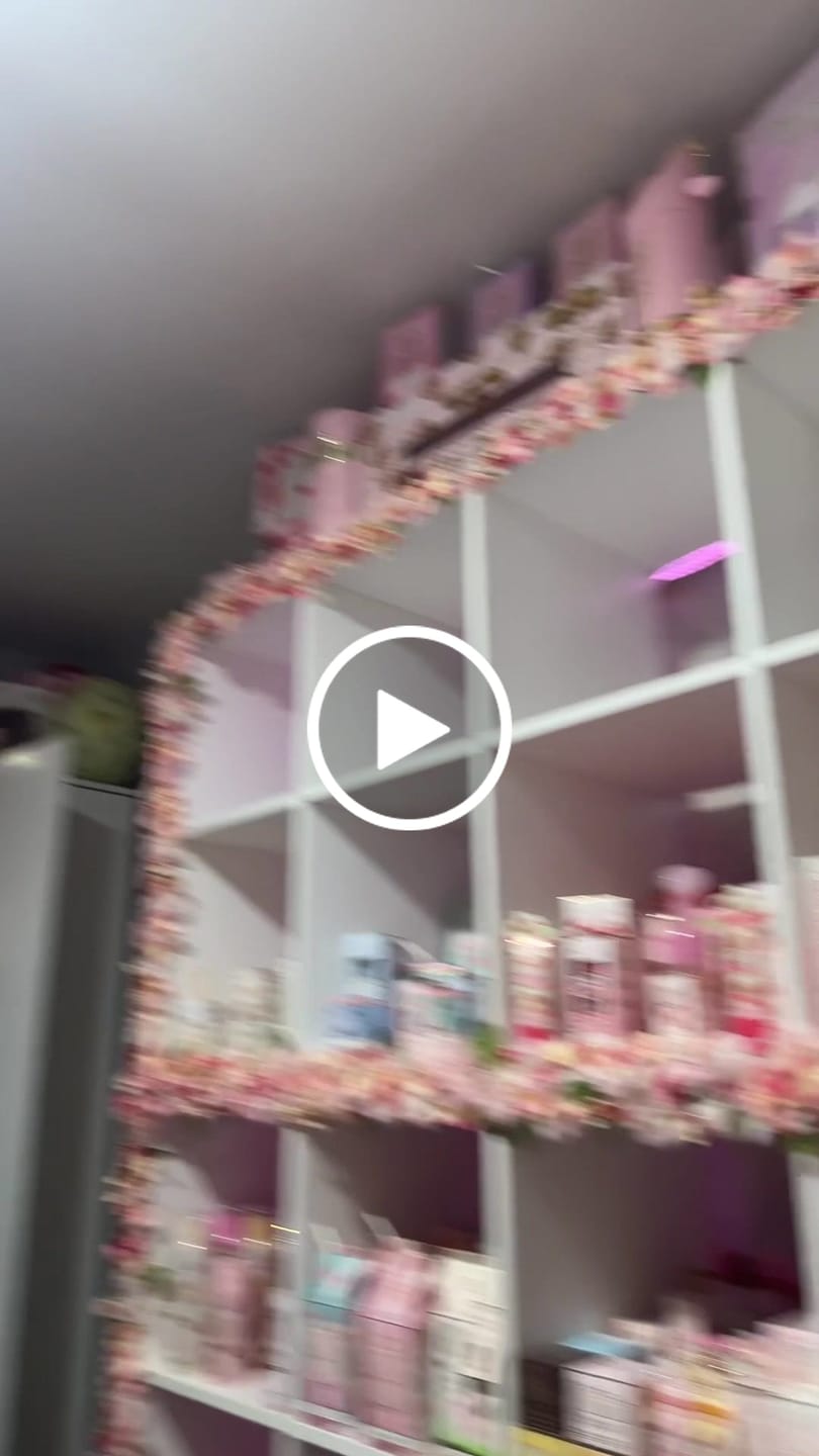 Customer video review of Cheetah Soft Savage Refresh & Renew Skincare Set