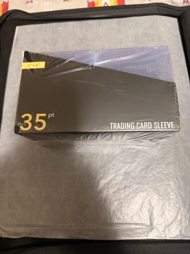 Customer photo review of SleeveChief - Premium Toploader (100 Toploader + 100 Sleeves)