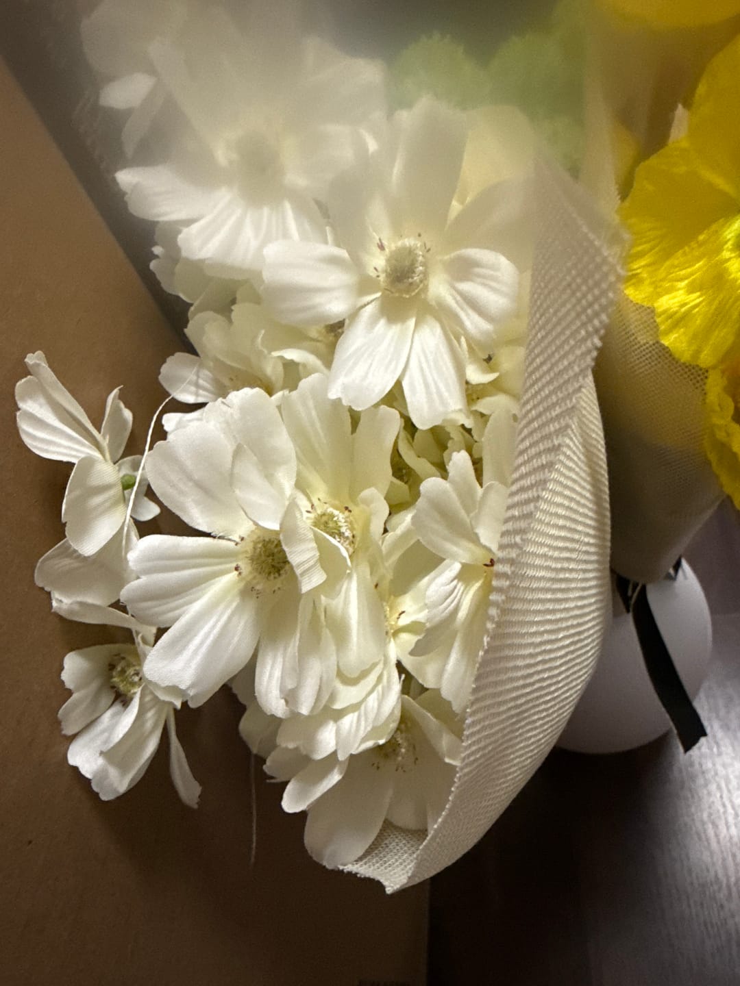 Customer photo review of Zijden Madeliefjes (10 stengels) - Wit