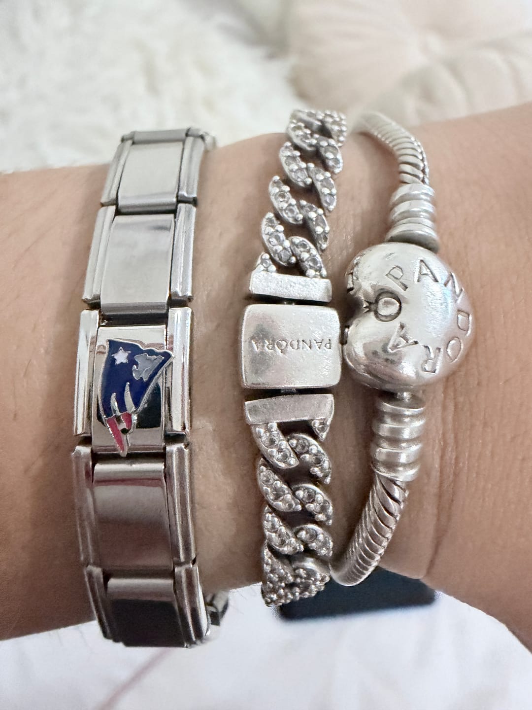Customer photo review of Charm Equipos Futbol Americano