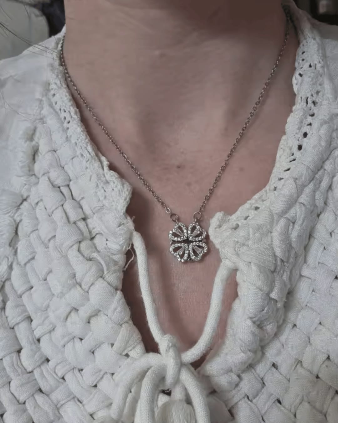 Customer photo review of Kandelya Trébol