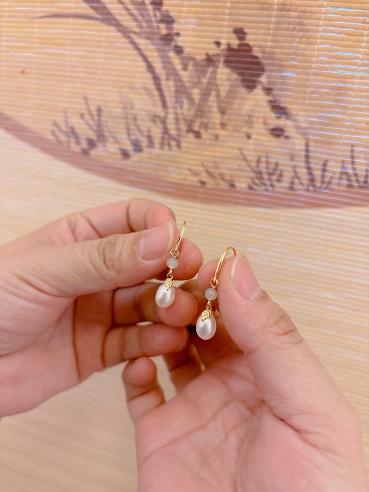 Customer photo review of Amara Freshwater Pearl Drop Earrings
