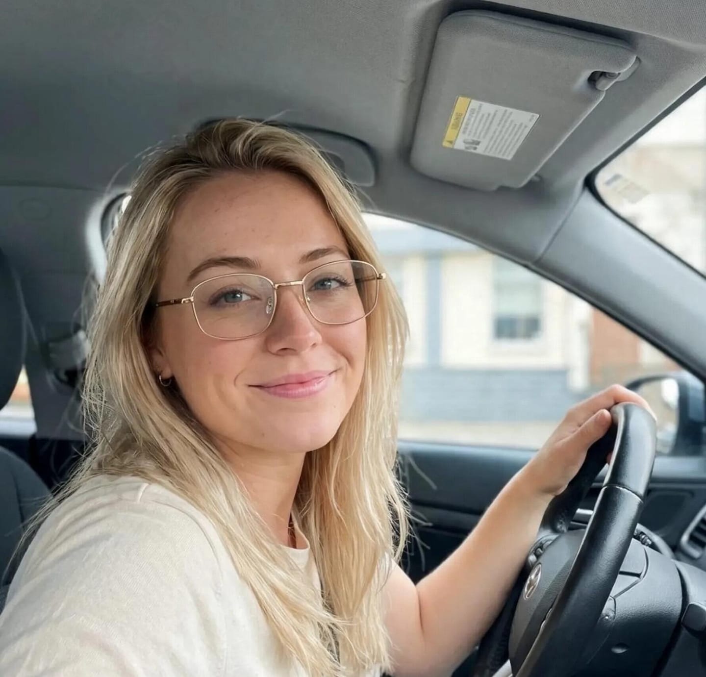 Customer photo review of Foldable Progressive Tint Reading Glasses