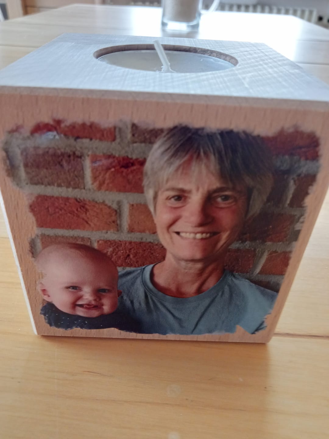 Customer photo review of Personalisierter Kerzenwürfel - Dein Foto