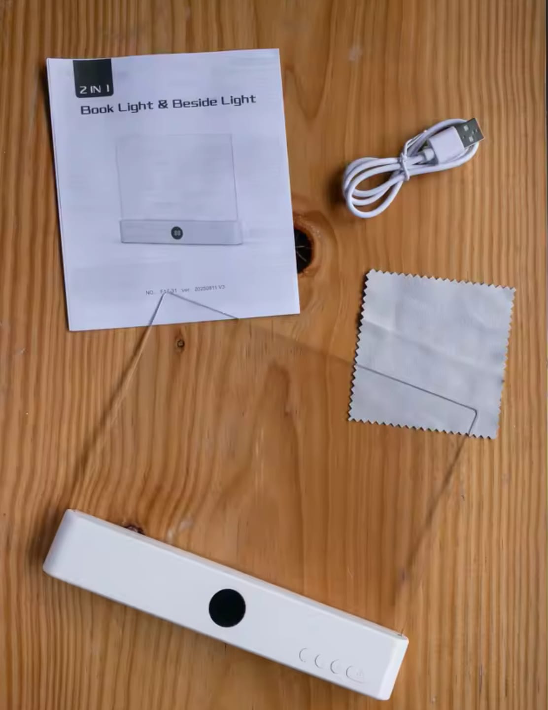 Customer photo review of Lámpara LED Plana de Lectura Nocturna con Protección Ocular