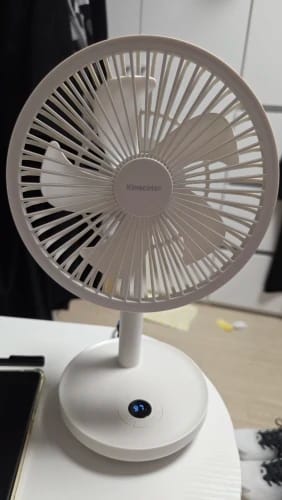 Customer photo review of Rechargeable Oscillating Desk Fan with Five Speeds