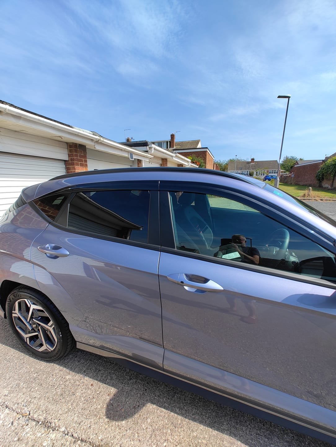Customer photo review of Auto Clover Wind Deflectors Set for Hyundai Kona 2023+ (6 pieces)