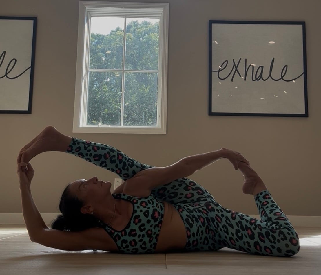 Customer photo review of Turquoise Leopard Print Yoga Leggings