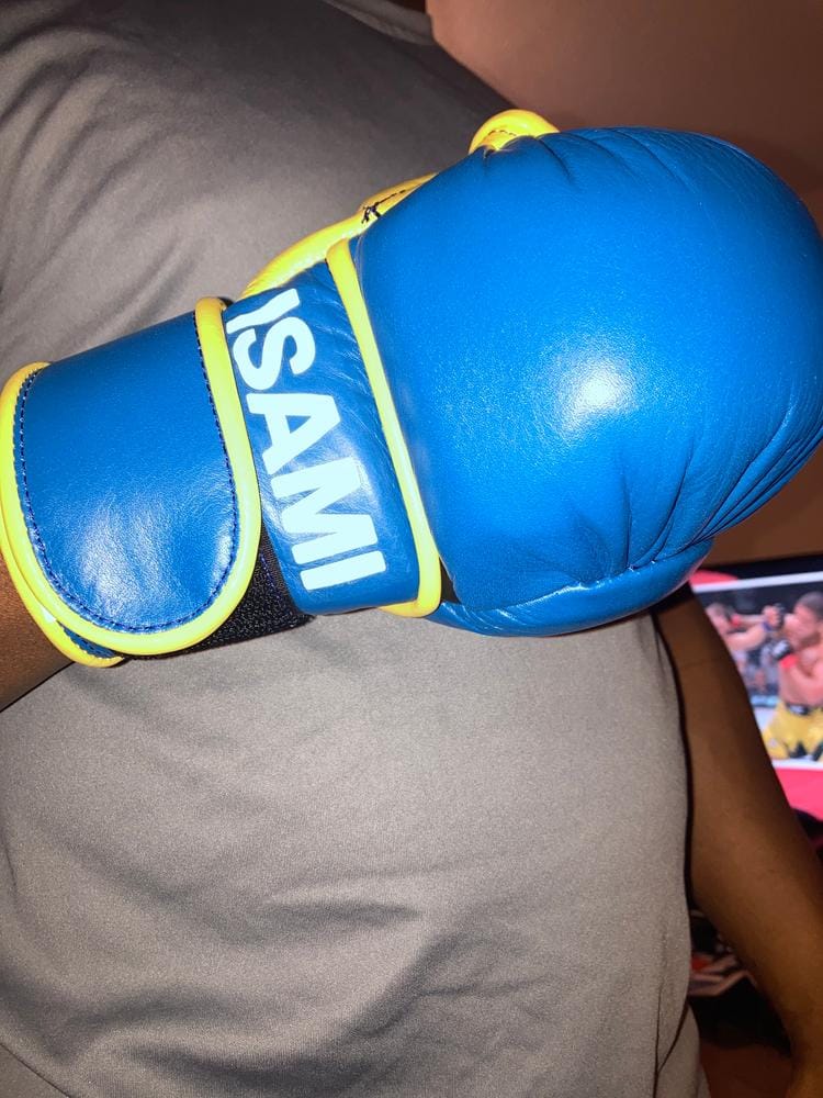 Customer photo review of Isami Pounding Gloves
