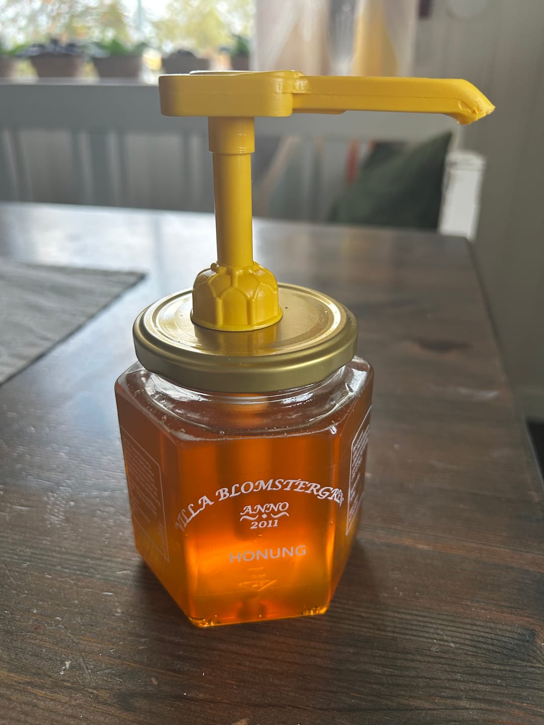 Customer photo review of 2 kg Svensk Flytande Honung (4 × 500 g) + Honungspump