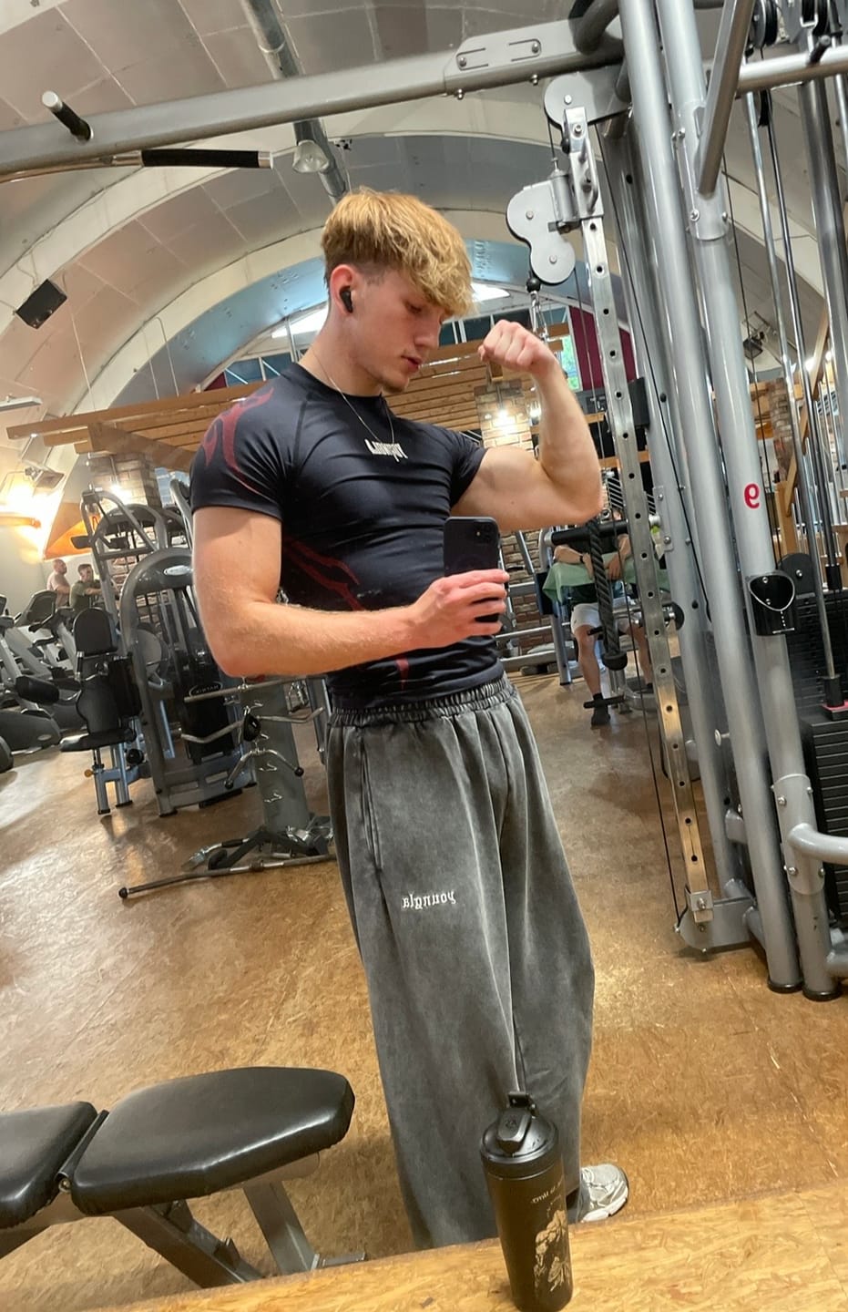 Customer photo review of 4067 - Gothic Compression Tees