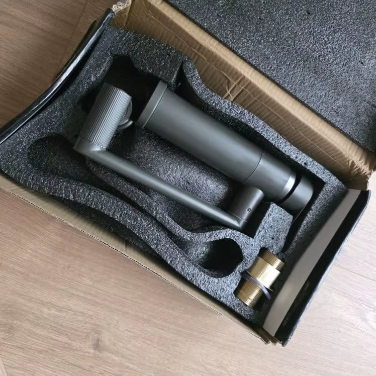 Customer photo review of Torneira Moderna Para Banheiro 360 Graus