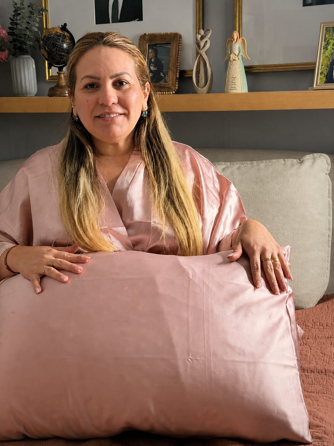 Customer photo review of 25 Momme 100% Pure Mulberry Silk Pillowcase