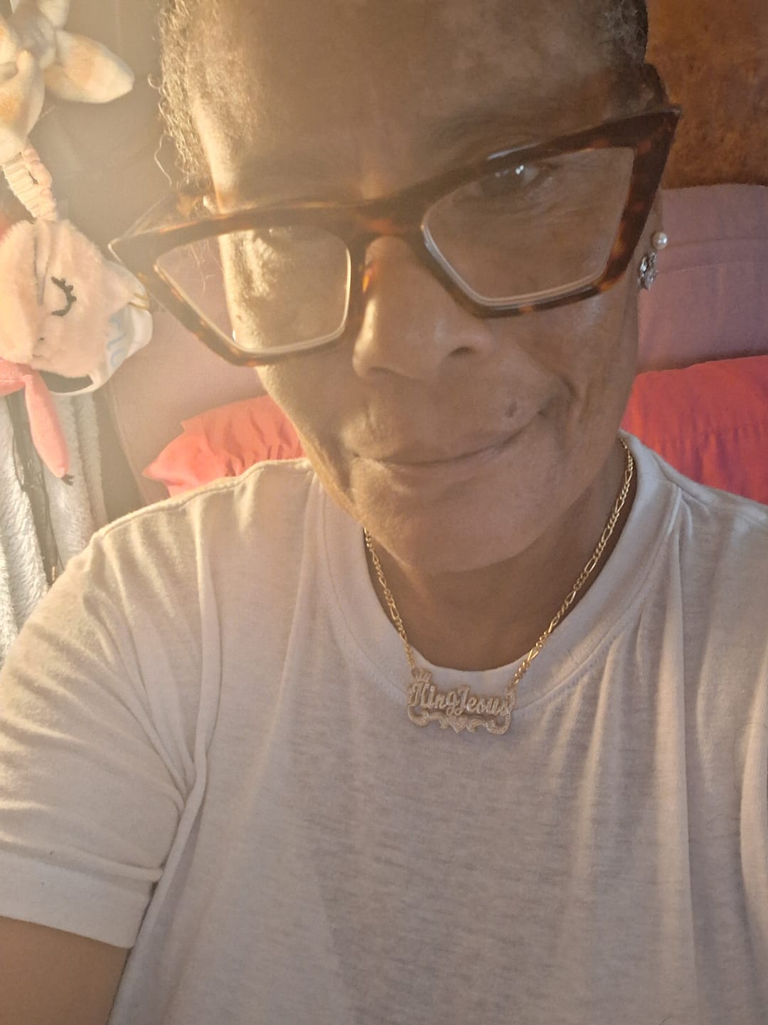 Customer photo review of Personalized Crown Double Plated Name Necklace "Savannah"