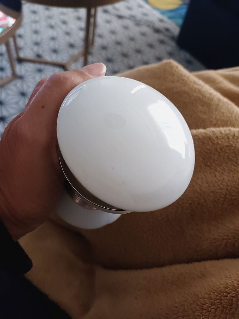 Customer photo review of Válvula Click Banheiro Aço Inox 201 Acabamento Em Cerâmica Branca