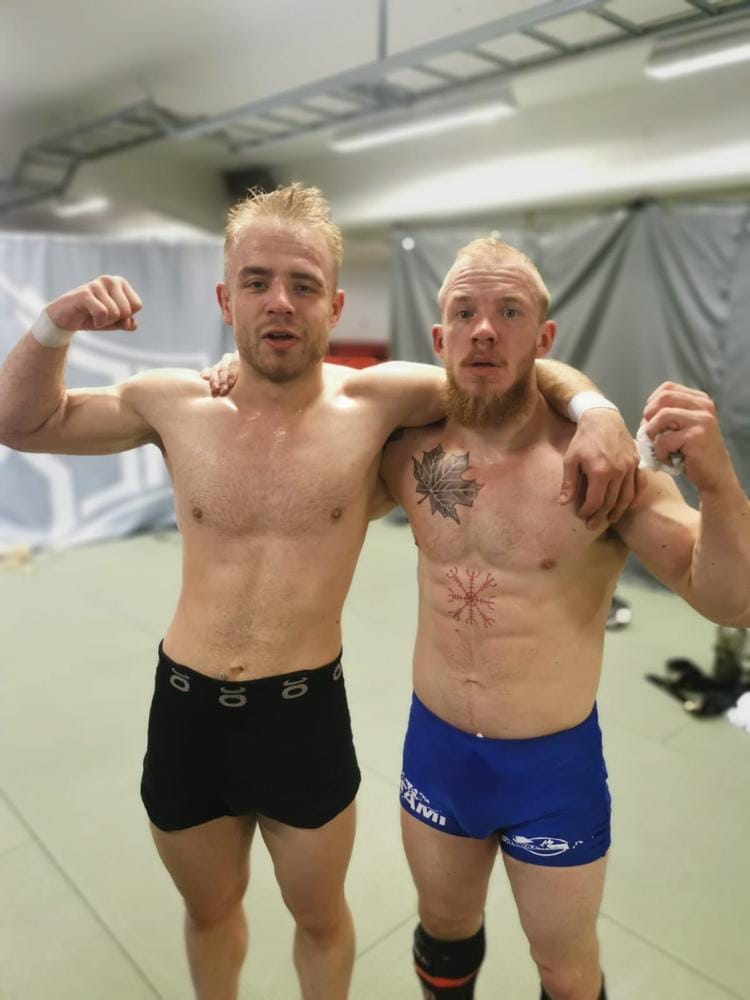 Customer photo review of Shooto Reversible Compression Shorts