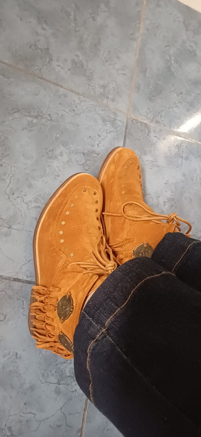 Customer photo review of Botin Mujer / Narae Camel