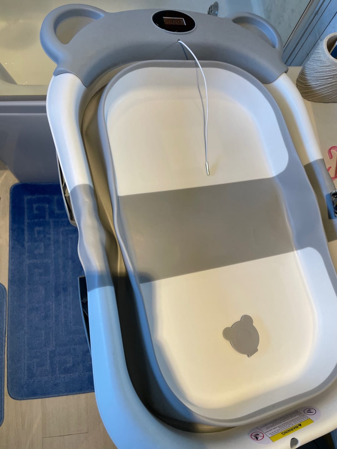 Customer photo review of Foldable Baby Bath Tub with Temperature Display