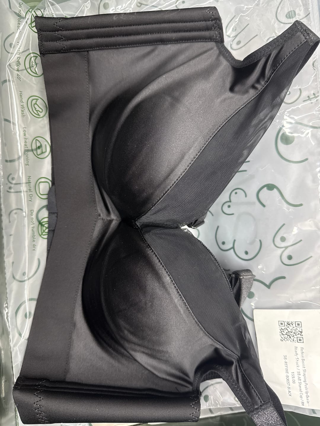 Customer photo review of Refine Boost Shaping Push Up Bra in Black
