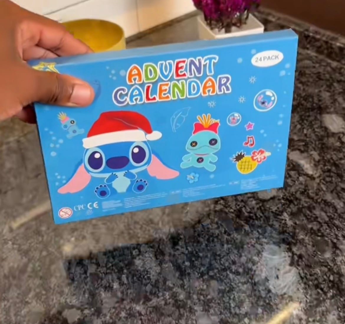 Customer photo review of Calendario de Adviento Joyas Ohana