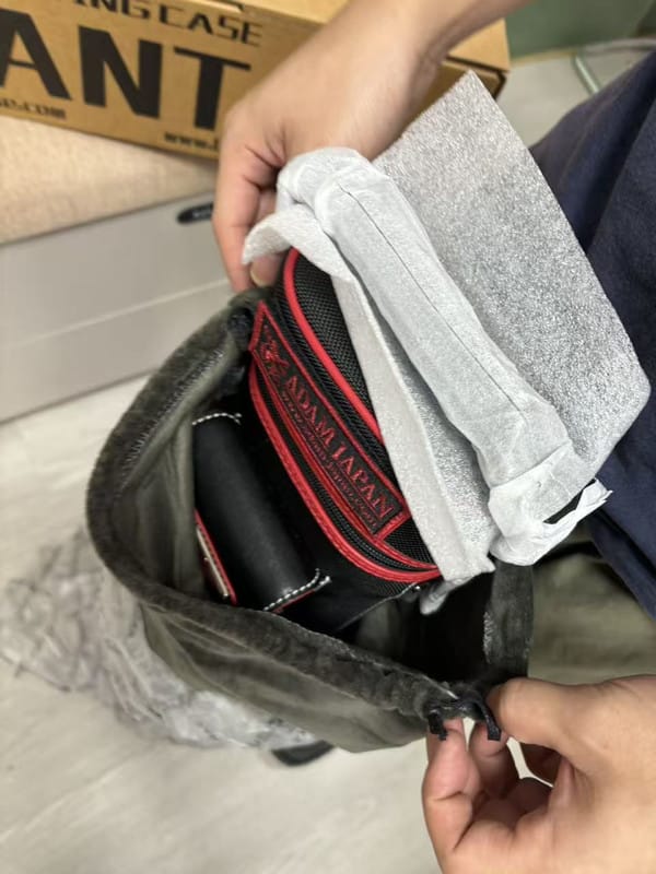 Customer photo review of Lizard Scarab Series Cue Case 3B4S