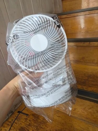 Customer photo review of 3600mAh USB Rechargeable Desk Fan with Four Speeds
