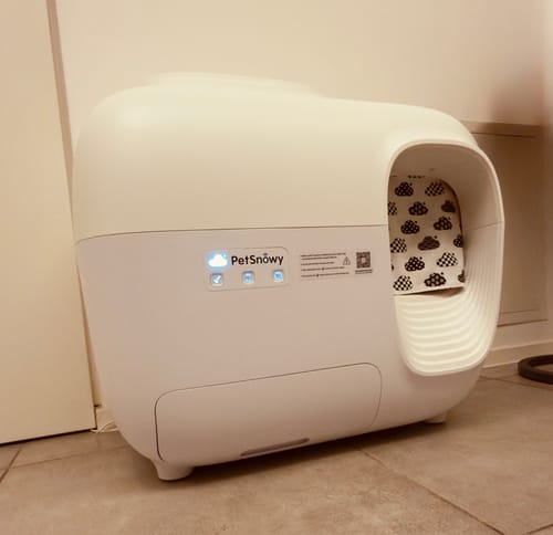 Customer photo review of Self-Cleaning Litter Box