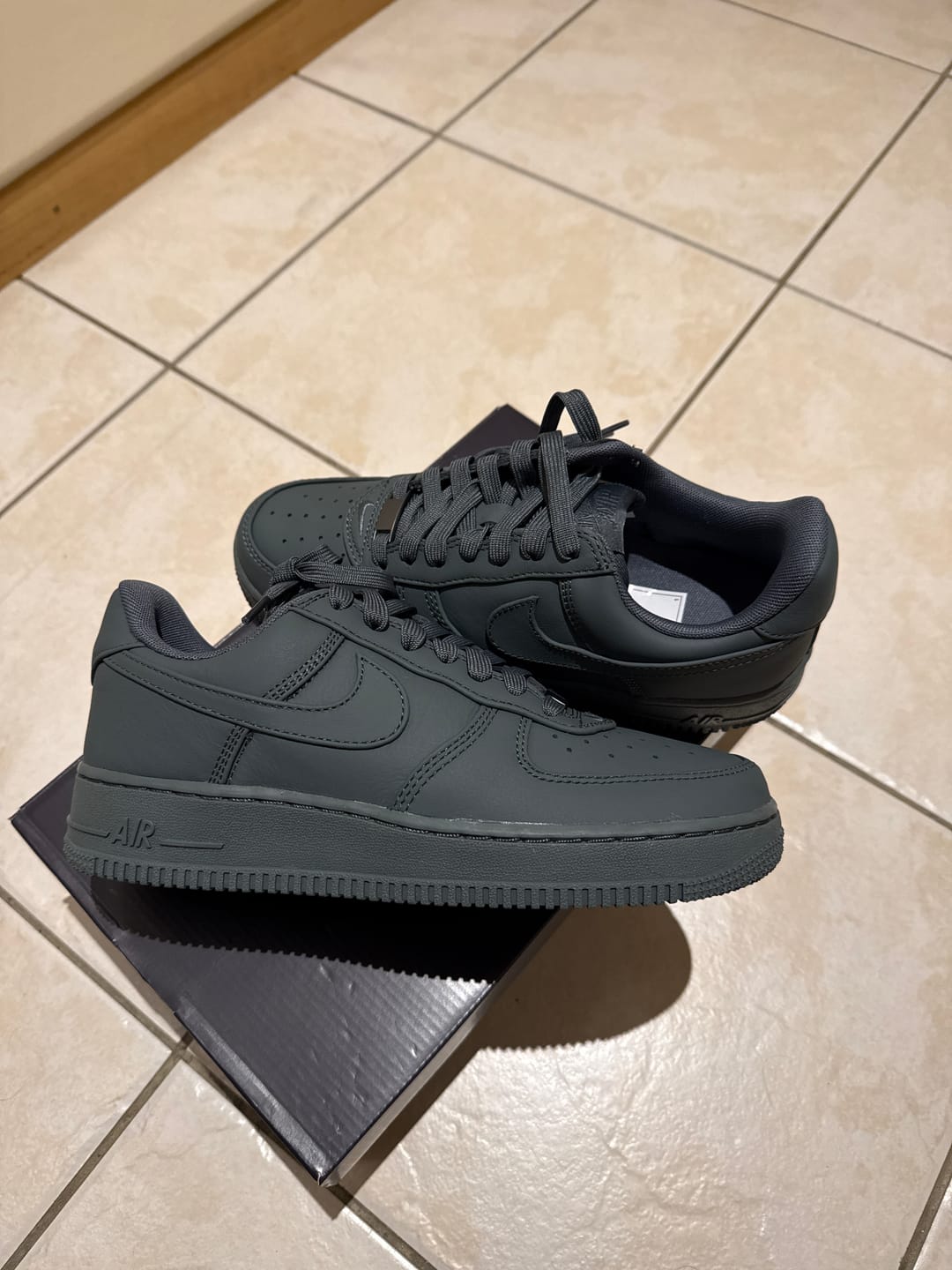Customer photo review of Nike Air Force 1 Low PRM - Bomber Grey
