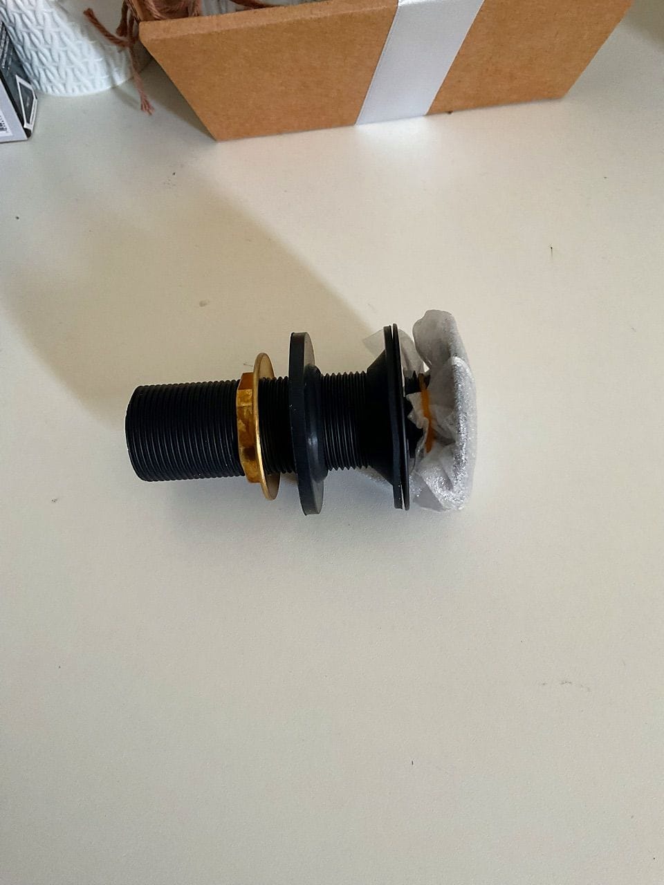 Customer photo review of Válvula Click Pia Banheiro Lavabo Metal Preta 7/8 Para Cuba De Banheiro