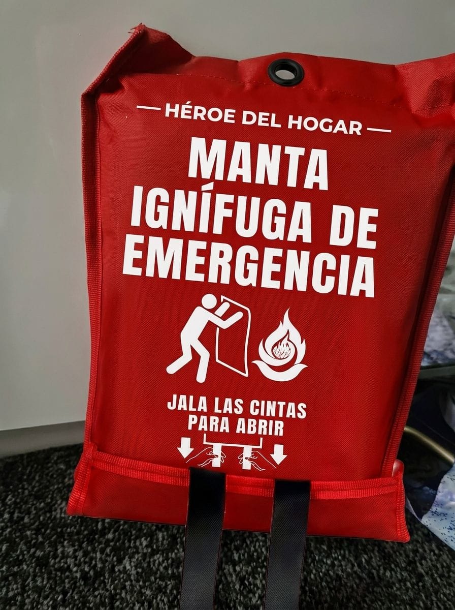 Customer photo review of Manta Ignífuga de Emergencia