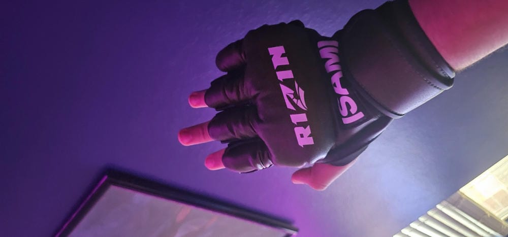 Customer photo review of Rizin MMA Gloves