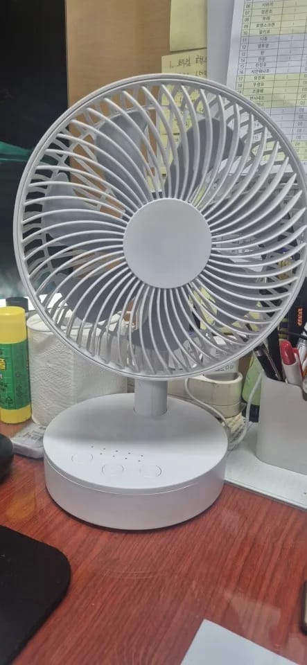 Customer photo review of 3600mAh USB Rechargeable Desk Fan with Four Speeds