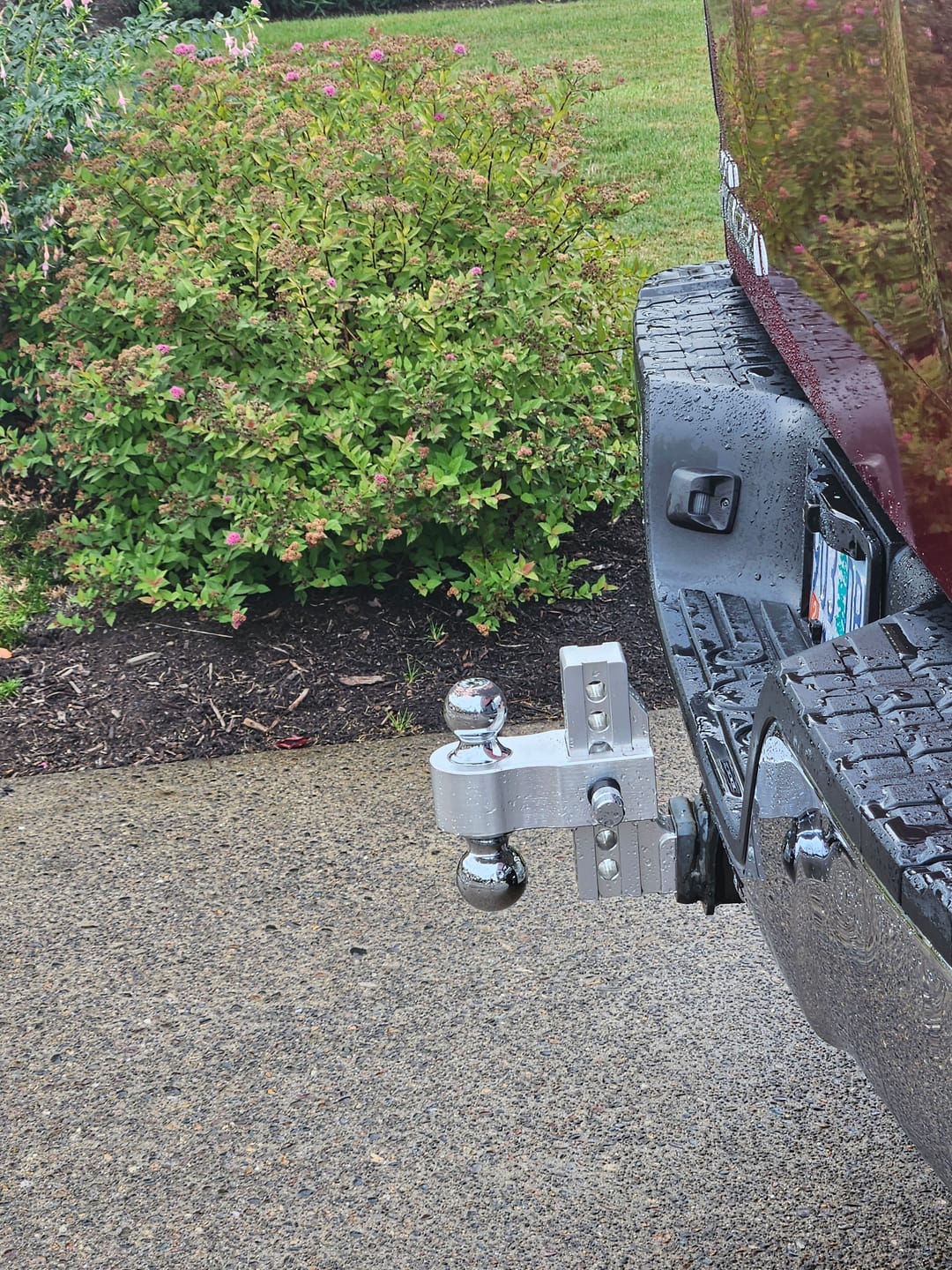 Customer photo review of BullBoulder Drop Hitch