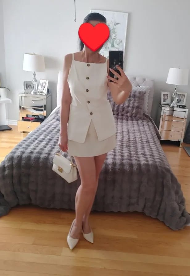 Customer photo review of Tailored High-Waisted Skort
