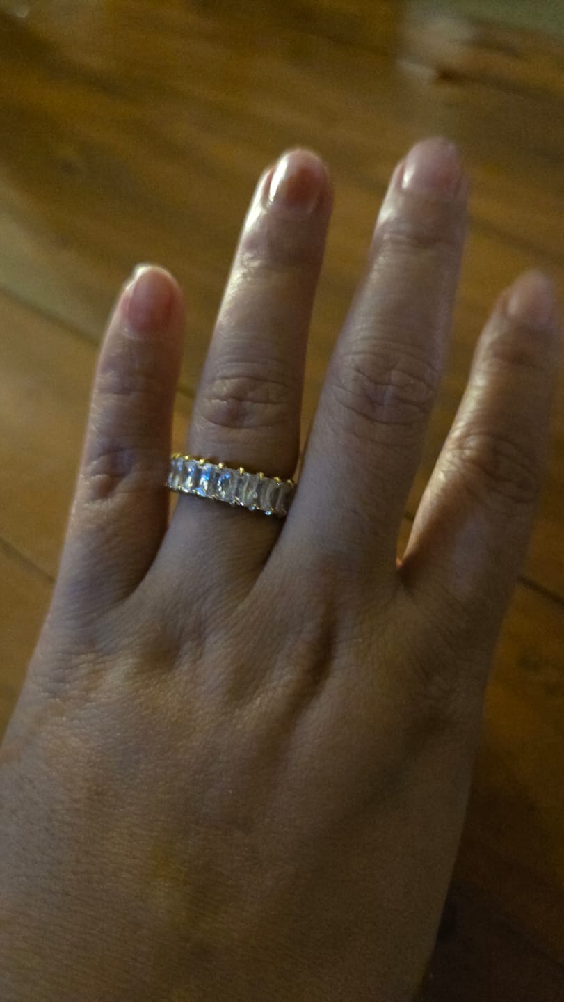 Customer photo review of Radiant White Stone Band Ring