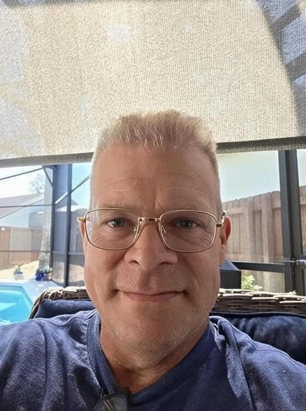 Customer photo review of Foldable Progressive Tint Reading Glasses