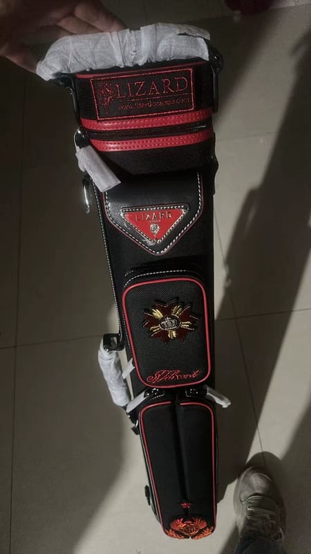 Customer photo review of Lizard Scarab Series Cue Case 3B4S