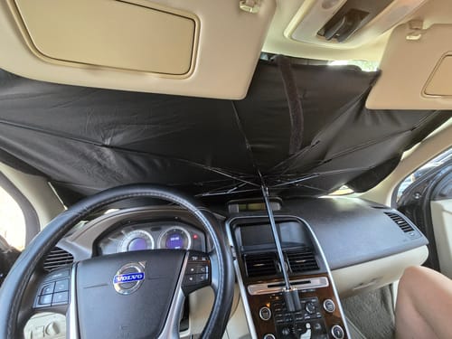 Customer photo review of Parasol Plegable para Coche Tipo Paraguas