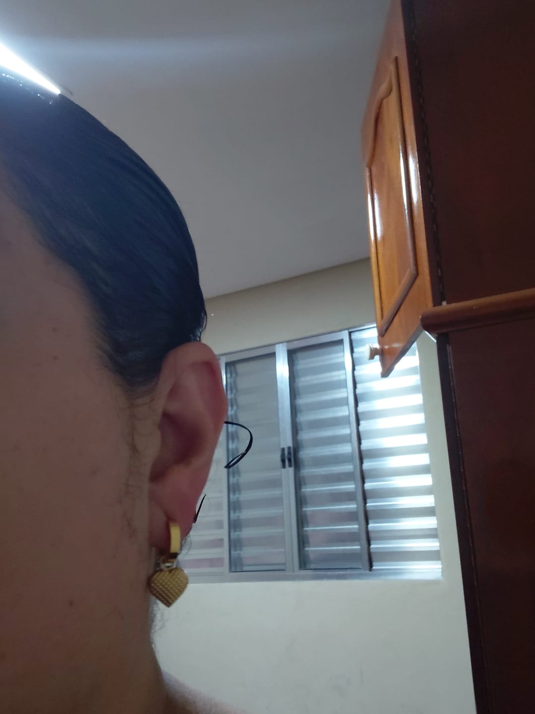 Customer photo review of Brinco Argolinha Love Banhado em Ouro 18K