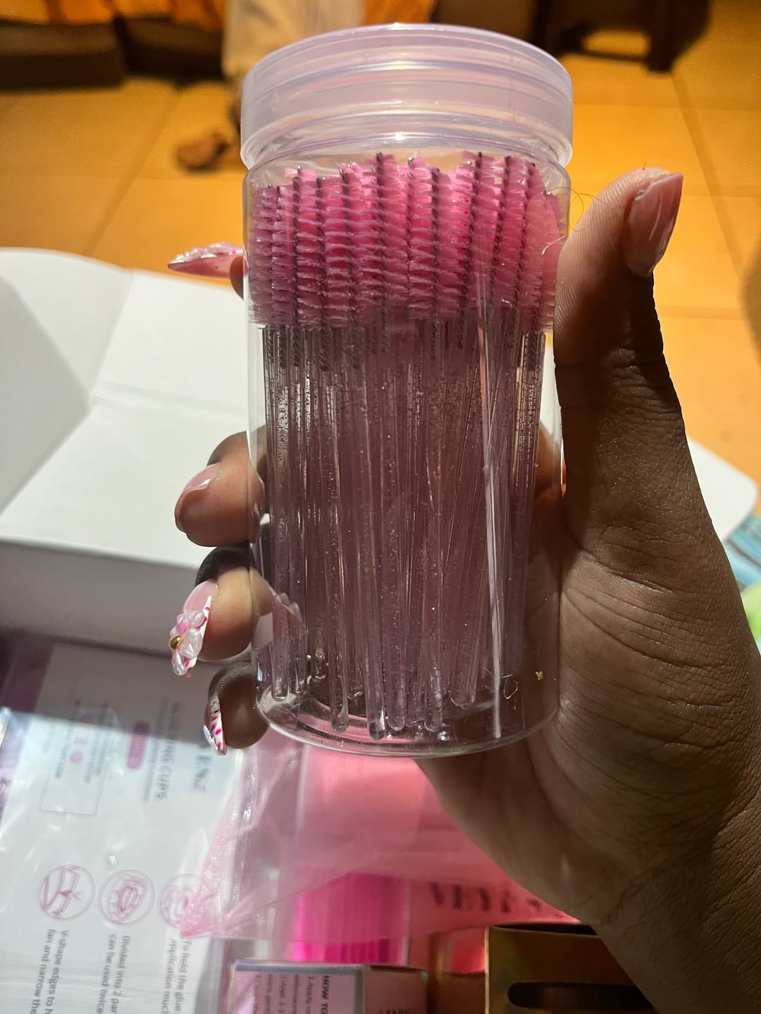 Customer photo review of Mascara Wands 100PCS