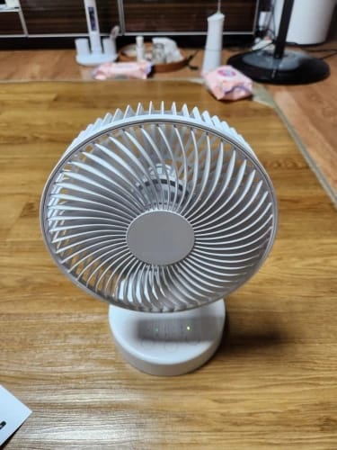Customer photo review of 3600mAh USB Rechargeable Desk Fan with Four Speeds