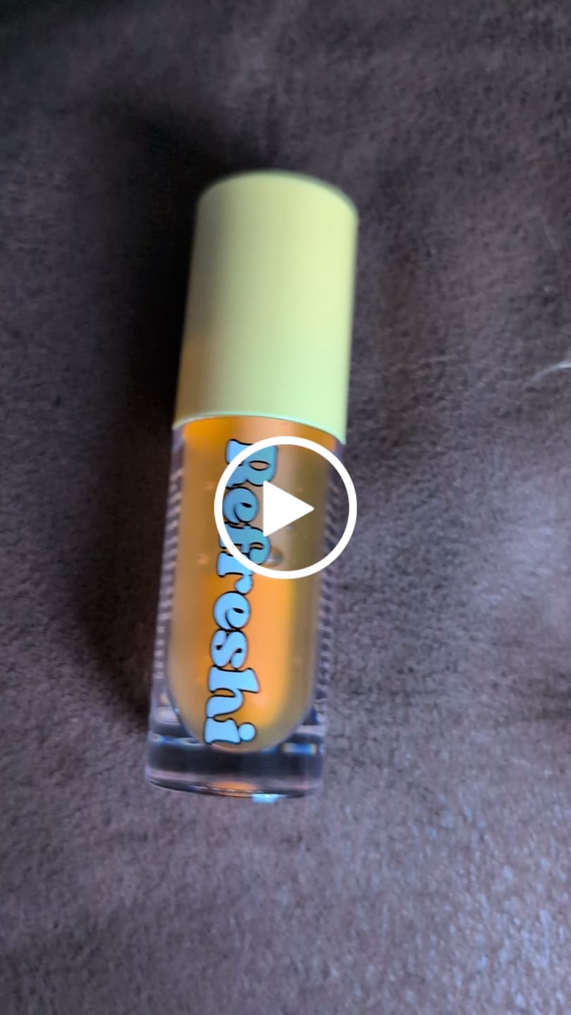 Customer video review of Peach Candy Lip Oil