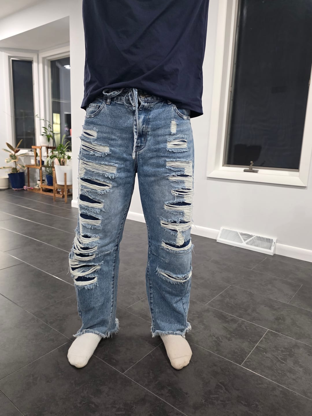 Customer photo review of 6004 - Destroyed Jeans