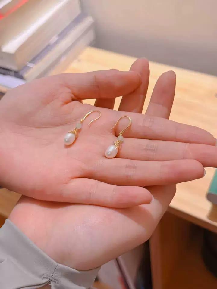 Customer photo review of Amara Freshwater Pearl Drop Earrings