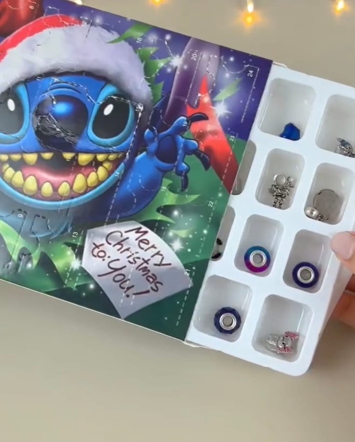 Customer photo review of Calendario de Adviento Joyas Ohana