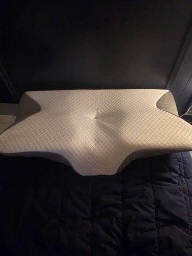 Customer photo review of NeckCloud Kissen | Nackenstützkissen