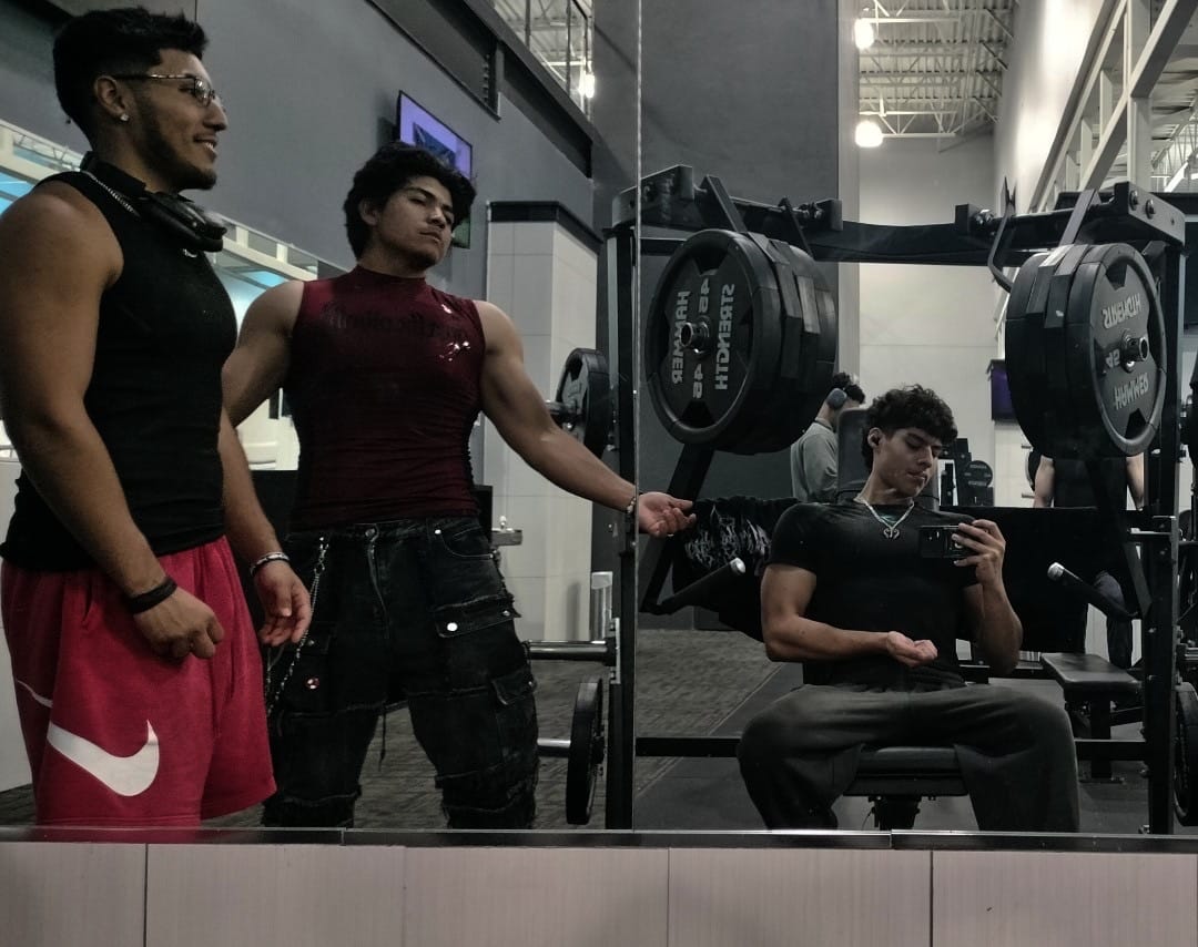 Customer photo review of Doom Tech™ Armored Cut-off Compression [CRIMSON]