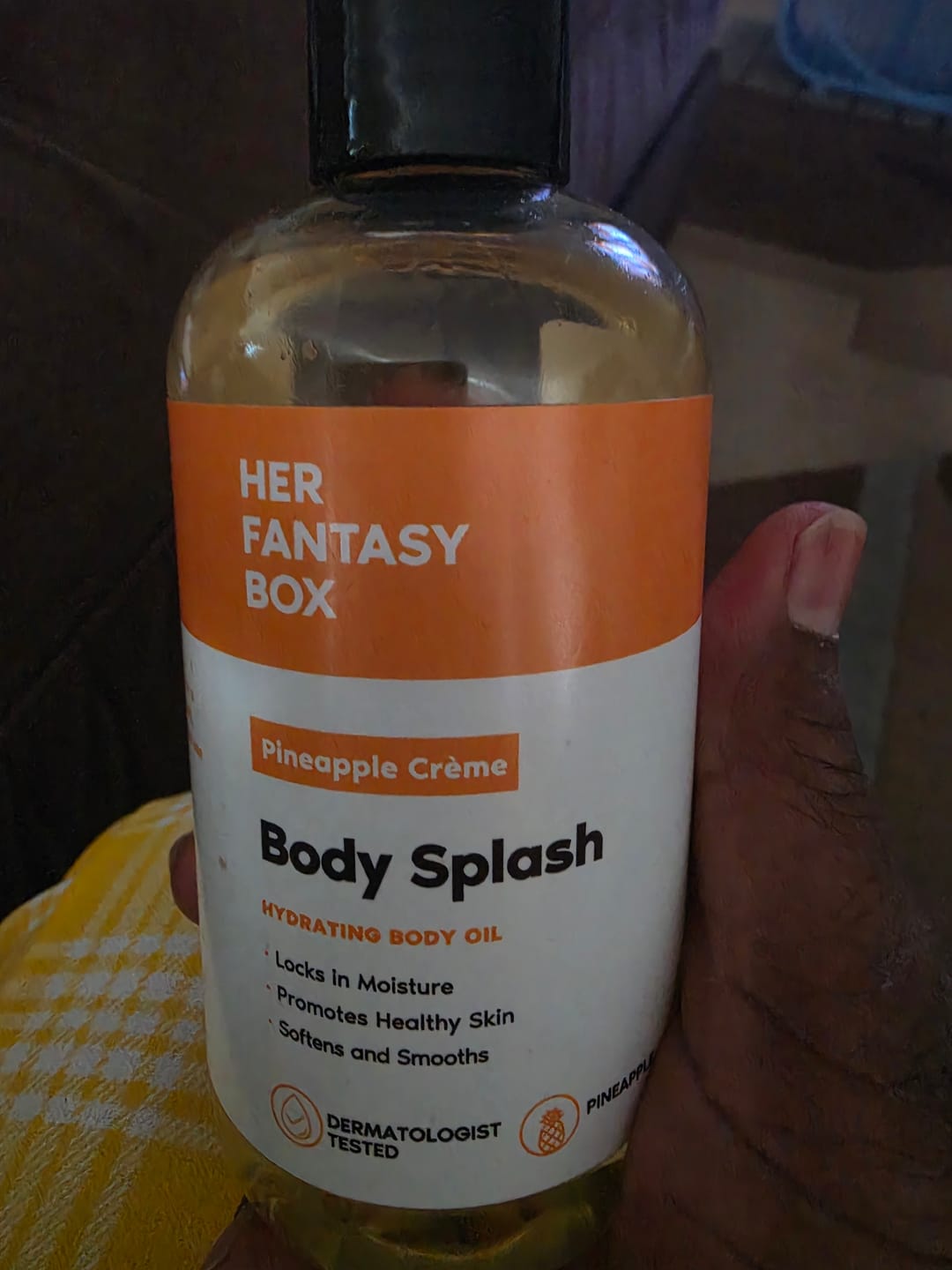 Customer photo review of Body Splash - Skin Smoothing Body Oil  (Pineapple Creme)