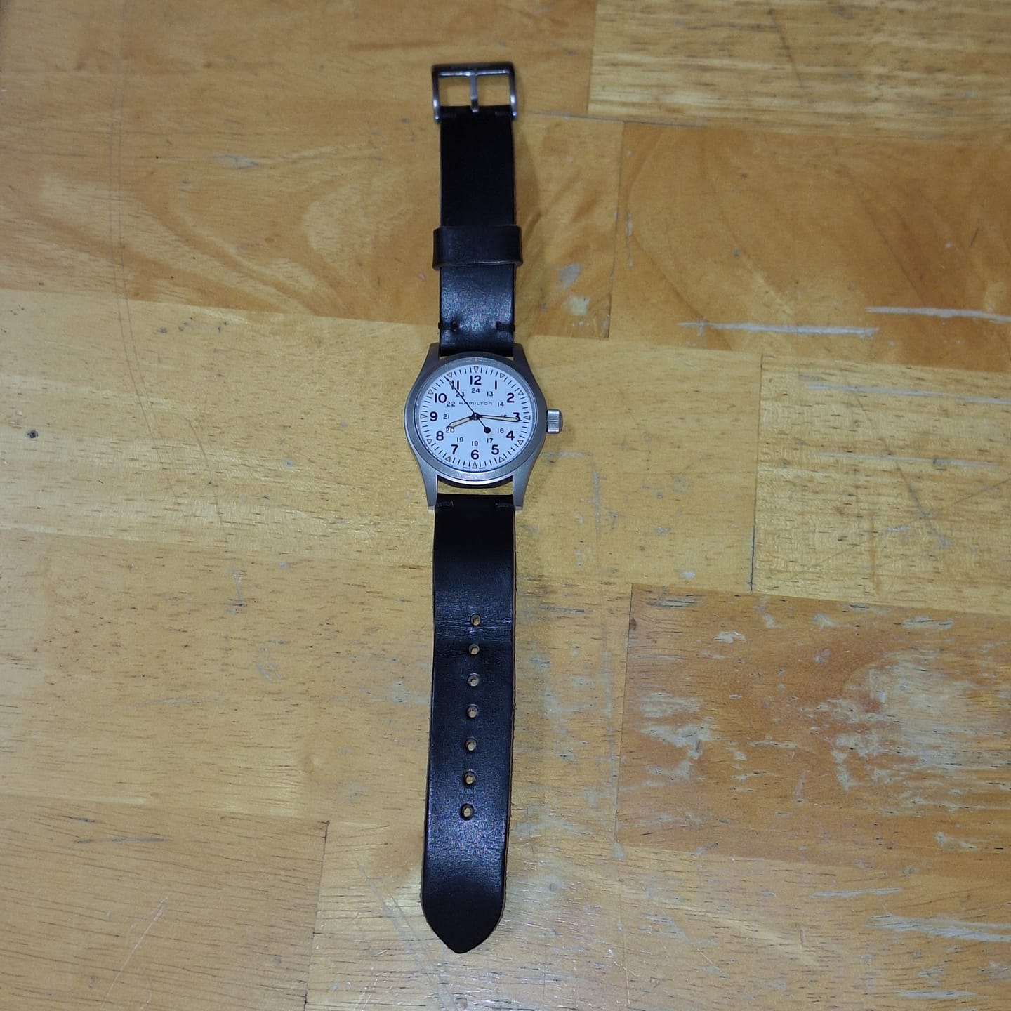 Customer photo review of Horween Black Chromexcel Leather Watch Strap, Black Thread
